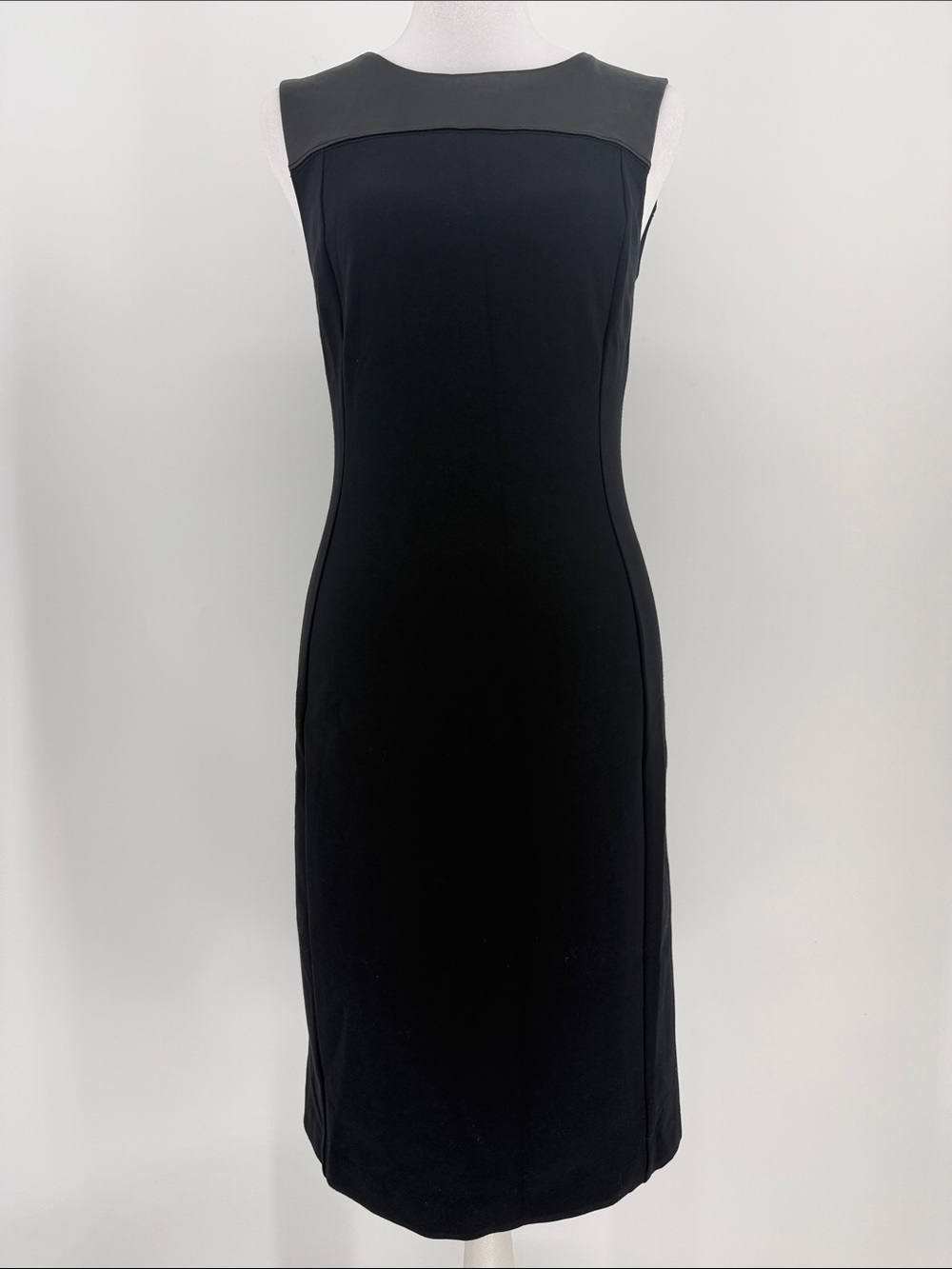 Ann Taylor Faux Leather Yoke Sheath Dress Size 0 Black Sleeveless Career Chic